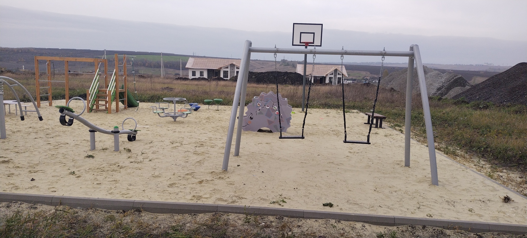 Детская игровая площадка принята в муниципальную собственность