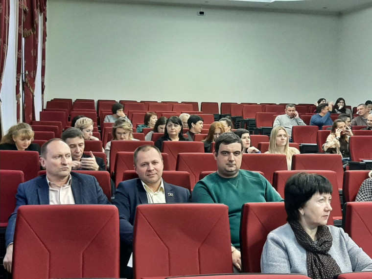 Участие в публичных слушаниях по проекту бюджета Губкинского городского округа Белгородской области на 2023 год и на плановый период 2024 и 2025 годов.