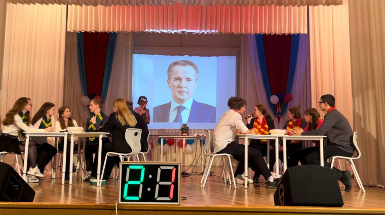 Интеллектуальную игру «Брейн-ринг» на тему «Молодежь и выборы» провели для губкинских школьников.