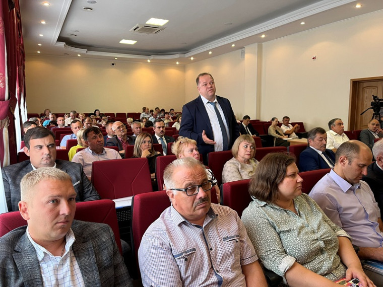 27 июля состоялась девятая сессия Совета депутатов Губкинского городского округа четвертого созыва.